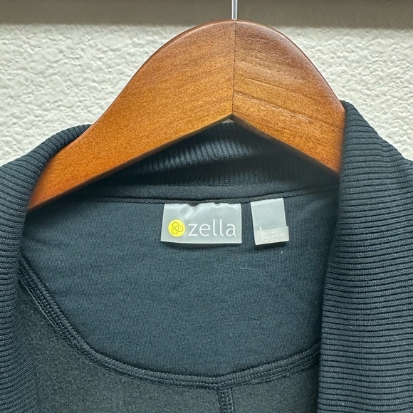 Zella Cardigan/Post Workout Wrap - Picture 2 of 7